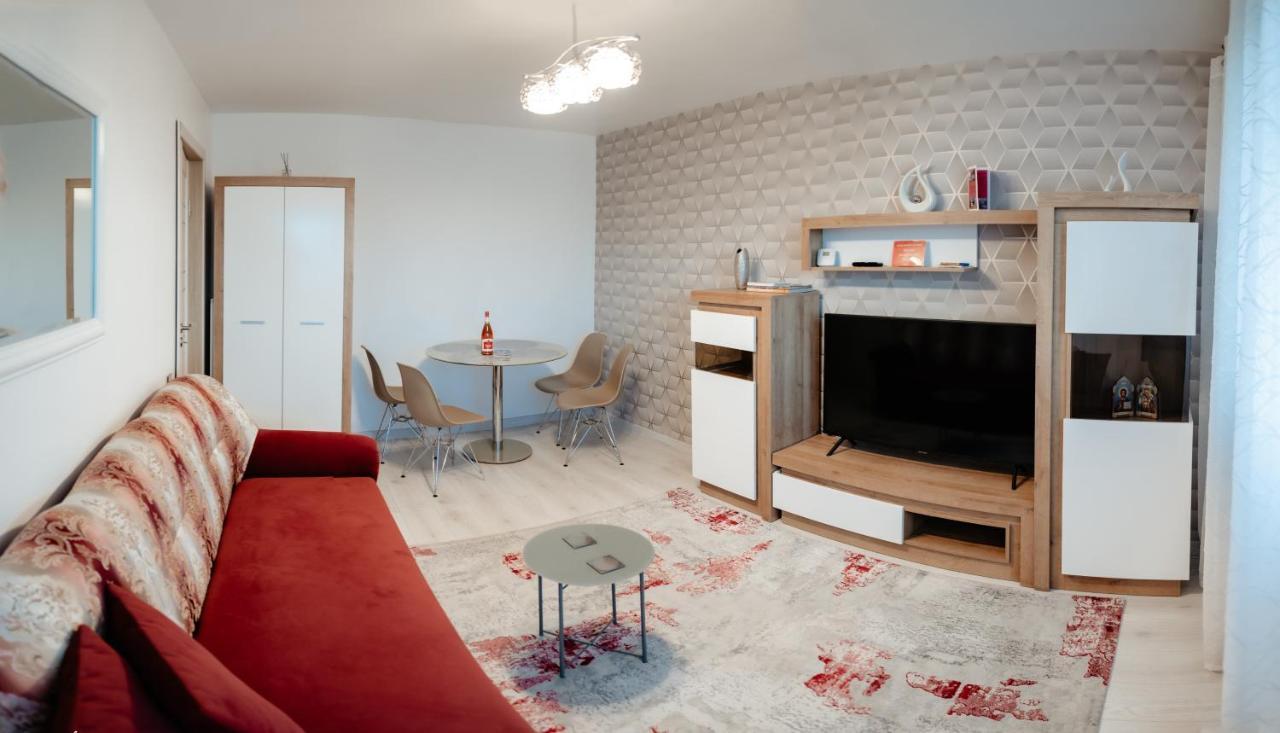 Carla'S Apart Palas-Hala Centrala 1 Bedroom, Airport Shuttle Яссы Экстерьер фото